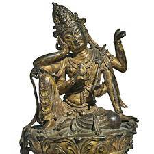 Sie sind ein echter hingucker am. Millionensumme Erzielt Buddha Figur Wird Fur Mann Zur Investition Seines Lebens Stern De