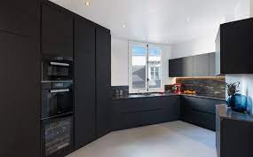 Progettare E Realizzare Cucine Di Design Su Misura Cucina Nera Arredamento Moderno Cucina Decorazione Cucina