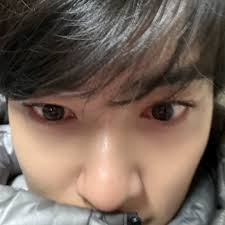 25.01.21] A very GOOD morning greeting from EunWoo in Fromm, "Have a good  day, everyone, even though it's cold!" #CHAEUNWOO #차은우 #チャウヌ #ชาอึนอู #車銀優  #车银优 #ASTRO #아스트로 @eunwo.o_c @officialASTRO