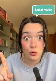 Este libro NO es para todos los publicos⚠️ #booktok #booktokespañol  #booktokespaña #librosen60seg #godofmalice #darkromance