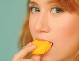 Alice (@al_ice9788 ) appearing in TABARU's @tabaru_love Music Video  「タバルほおばる」！🍇 @ Japan