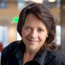 Jean Reilly's Instagram, Twitter & Facebook