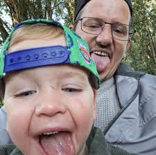 Few carp I had yesterday. Had 12 carp and 2 tench. Good session trying  baits for a few places in wigan card,not a big carp man I like mixing it up  but