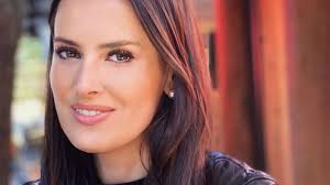 How can i contact adriana barrientos's management team or agent details, and how do i get in touch directly? I7ft9i7vwnsd1m