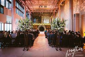 12 Unique Wedding Venues In Houston See Prices Wedding Venue Houston Wedding Venues Texas Dallas Wedding Venues Texas