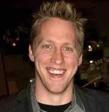 Eric Branch's Instagram, Twitter & Facebook