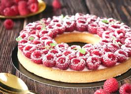 La Tarte Framboise Facon Cyril Lignac Pastry Freak Recette En 2020 Tarte Framboise Gateaux Et Desserts Framboise