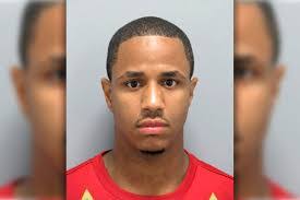 Daniel Drayton's Instagram, Twitter & Facebook