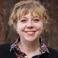 Shannon Roest's Instagram, Twitter & Facebook