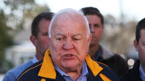 Premier Chris Minns meets civic leaders in Singleton to start charting the  path to recovery