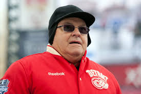 Travelling's even worse for guys like me": 91-year-old Scotty Bowman set to  attend Game 1 of Stanley Cup Final to support his son