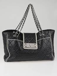 Authentic Black And White Chanel Bag 404 Not Found 1 Used Chanel Bags Chanel Handbags Chanel