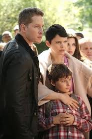 Once Upon A Time Season 2 Episode 1 Broken Tv Recap Snow And Charming Once Upon A Time Prince Charming