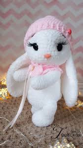 игрушки амигуруми крючком вязание игрушек крючком для начинающих схемы с подробным описанием Besplatnye Shemy Igrushek Amigurumi Vyazanyj Kryuchkom Uzor V Vide Krolika Vyazanye Igrushki Detskie Veshi Kryuchkom
