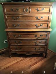1960s Vintage Thomasville French Provincial Style Chest Of Drawers Chairish Thomasville Furniture Bedroom Thomasville Traditional Desk