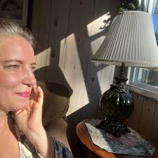 Does anyone else feel like they just wanna go mute. Im just tired of  talking, tired of explaining, tired of fighting and trying people all the  time.