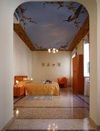 Situato appena fuori dal palazzo mocenigo, casa del melograno bed and breakfast venezia a 3 stelle dista 5 minuti di auto dal sestiere di cannaregio. Casa Del Melograno In Venice Venezia Net