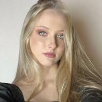 Laura Piel Voeltz (@LauraVoeltz)