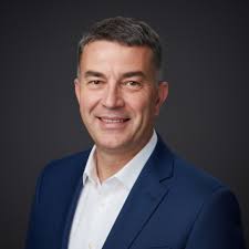 EFREI: Emmanuel Peter directeur des Programmes Experts du Numérique