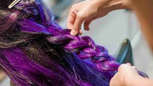 Just dye over your natural colour and it will turn out how you want it, just like you want it, a purple shine in the light. How To Get Black And Purple Hair L Oreal Paris