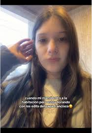 Mamá De Fernando Soza Recibe Regalos Del Papa Francisco