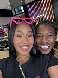 Maxine Farrell, 1428 14th St, Santa Monica, CA 90404, US