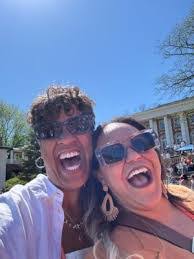 Karen Lagrange's Instagram, Twitter & Facebook