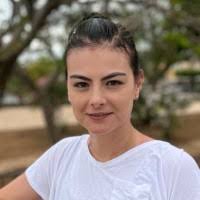 100+ profiluri „Alida”