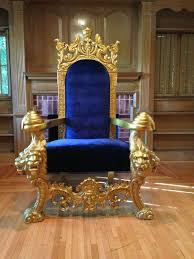 1000 Ideas About King Throne Chair On Pinterest Wall Beds Throne Chair And King Chair Modern Furniture Decor King Chair Furniture