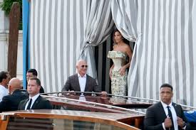 Vogue - News update