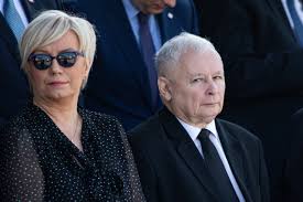 Jagoda grondecka została doceniona za dziennikarstwo zaangażowane, w którym uważność na drugiego człowieka i niestępiona wrażliwość społeczna łączy się z rzetelnością, warsztatem i odwagą. Zapraszam Przylebska Do Kabulu Pokaze W Ktorym Poszla Kierunku