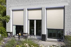 Volet Roulant Renosoft C Franciaflex Volet Roulant Deco Exterieur Maison Renovation Design