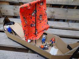 Nun kann das segel gestaltet werden. Karton Upcycling Wir Basteln Ein Schiff Vlikeveronika Diy Upcycling Basteln Kreativer Lifestyle