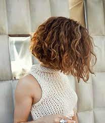 15 Effective Styles For Short Curly Hair 7 Long Front Curly Hair Shorthair Thick Hair Styles Curly Bob Hairstyles Bob Haircut Curly