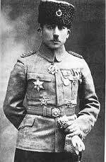 В 1915 году отца ракель акопа призвали в ряды армии османской империи. Dokazatelstva Genocida Armyan Vikipediya