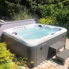 Getting the best hot tub heater then is vital in making sure you have that fun and relaxing experience. Hot Tub Master Looking For Best Value For Money 6 Facebook