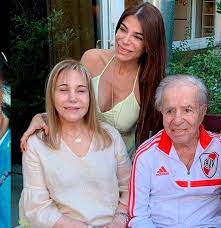 Los casos diarios por coronavirus se acercan a los 7.000 y yanina (latorre) tiene una información importante que tiene que ver con la salud de zulema yoma y zulemita menem. La Trama Secreta De La Boda De Carlos Menem Y Zulema Yoma Una Antigua Promesa Y Una Respuesta A Bolocco Gente Online