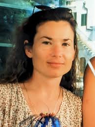 GOD BLESS FRED HAISE'S FAMILY AS THE SPACE COMMMUNITY IS SHOCKED AT THE  LOSS OF HIS GRANDAUGHTER DAKOTA WOODALL, A FIXTURE AT SPACE EVENTS WITH THE  ASTRONAUT AND EMERITIS BOARD MEMBER OF