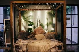 ˈvɪnsɛnt ˈʋɪləm vɑn ˈɣɔx (); Ide Dekorasi String Light Untuk Membuat Kamar Tidur Lebih Dramatis Halaman All Kompas Com