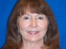 Lynn Hough's Instagram, Twitter & Facebook