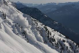Klik daarvoor door naar één van de populaire skidorpen in de lijst of zoek jouw wintersportlocatie in de zoekbox. De Alpen Zijn Dodelijk Zwitserland Komt Met Lawinecijfers Snowchamps