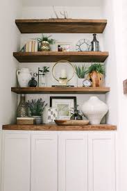 46 Choosing Farmhouse Dining Room Shelves Decor 24 Decorinspira Com Dining Room Shelves Built In Shelves Living Room Shelf Decor Living Room