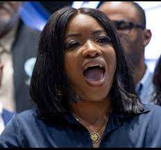 Give this beautiful woman a cool nickname