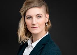 Does anyone know any photographers in AZ? This would be somethin cool to  see for sure!