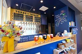 高知グルメ】高知の魅力が詰まった醸造所直出しのクラフトビールが楽しめる「TOSACO TAP STAND」ほっとこうちオススメ情報 |  【高知県公式】高知県のあれこれまとめサイト「高知家の◯◯」