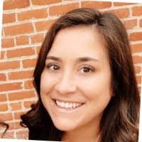 Jennifer Azevedo's Instagram, Twitter & Facebook