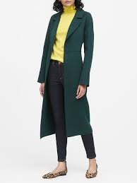 Is gray paint going out of style 2020 woman coat with no sleeves. Petite Winter Coats 11 Must Know Tips For Short Women
