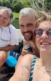 Marketta Williams's Instagram, Twitter & Facebook