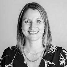 Kendall Walker's Instagram, Twitter & Facebook