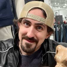 Andrew Ruth (@andrew.s.ruth) • Instagram photos and videos